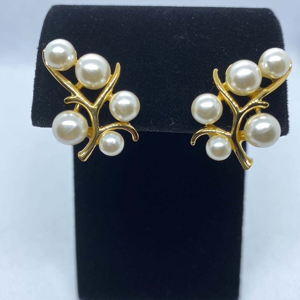 BRIDAL PEARL EARRINGS FOR PIERCED EARS